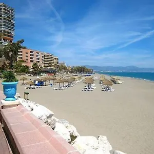 5 Personas + Parking + Piscina Todo El Ano Apartamento Torremolinos
