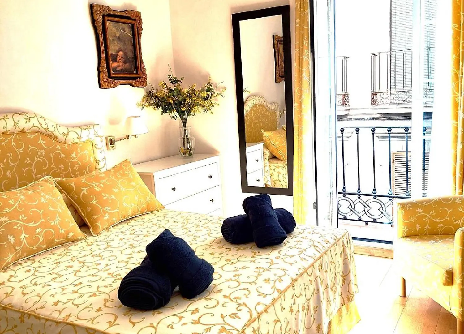 Puerto Home Boutique Granada Apartment